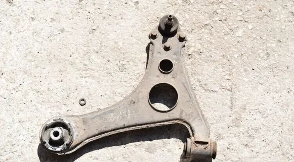 Mercedes-Benz A W168 Front lower control arm/wishbone A1683301207