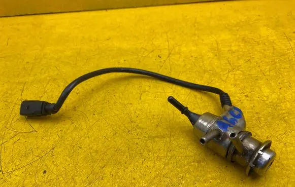 Audi A6 S6 C8 4K AdBlue injector 4G0131113E
