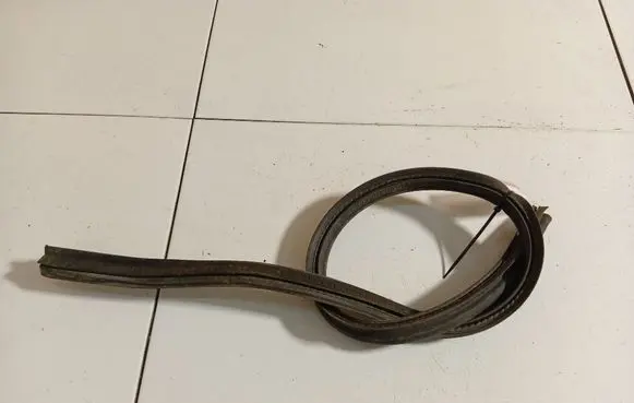 Opel Astra G Engine compartment rubber 