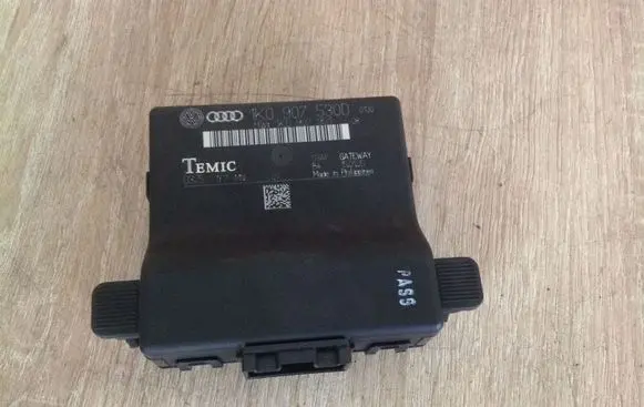 Audi A3 S3 8P Other control units/modules 1K0907530D