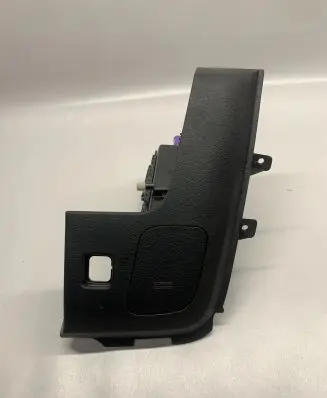 Ford Mustang VI Glove box FR3B63044F09A
