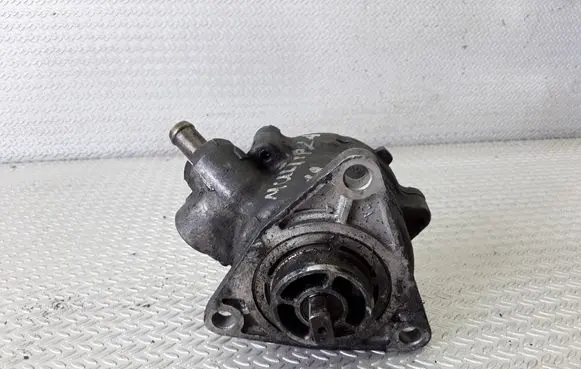 Fiat Punto (188) Vacuum pump 961711056