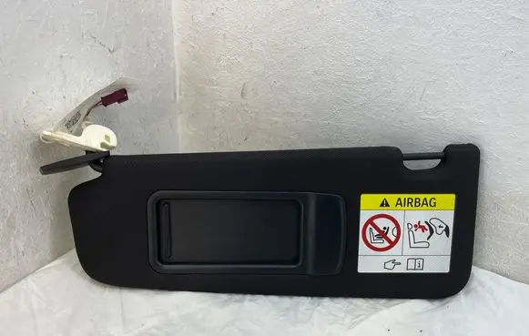 Sun visor