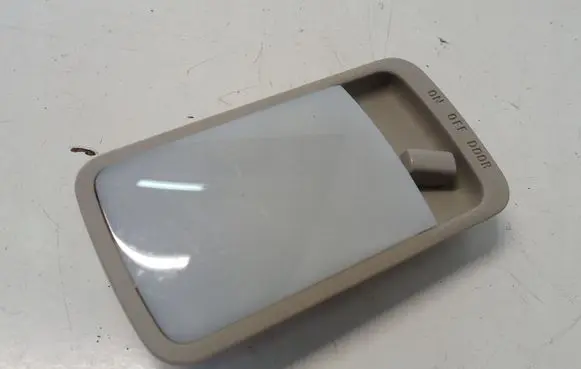 Nissan Leaf II (ZE1) Headlining lighting console trim 26410EL00A