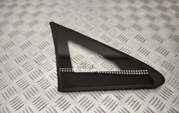 Mercedes-Benz Vito Viano W447 Front triangle window/glass 43R000016 A4476730205
