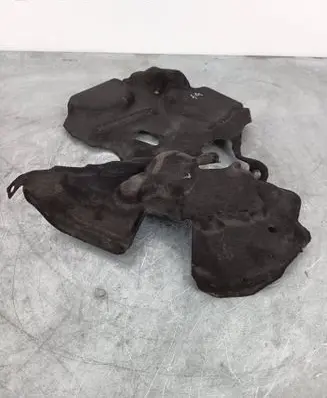 BMW 5 F10 F11 Heat shield in engine bay 8490575