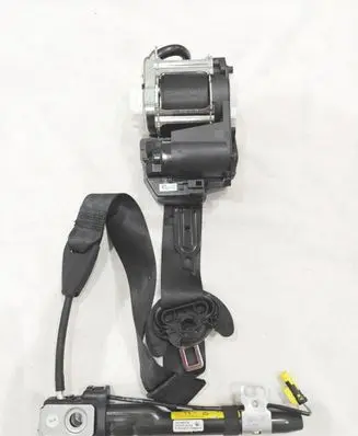 Seat Leon (5F) Front seatbelt 5FA857705A 904498 AB778009701