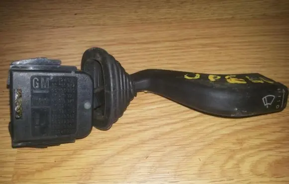 Opel Agila A Wiper control stalk 90124931