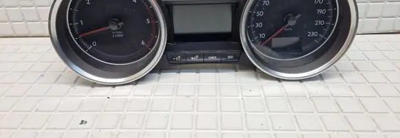Peugeot 508 Speedometer (instrument cluster) 9804210080 503003070220