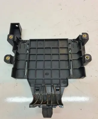 Volvo V70 Other engine bay part 30729921 6G9N12A692CC