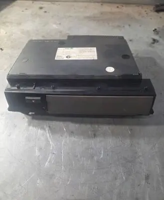 BMW 7 E65 E66 CD/DVD changer 2431991 020244