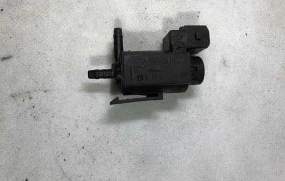 Volvo S60 Turbo solenoid valve 72224010