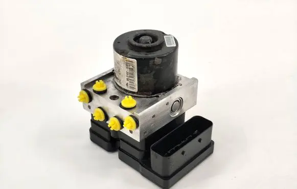Suzuki Swift I ABS Pump 06210203854 06210905683