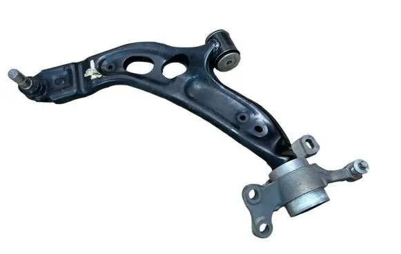 BMW 2 F46 Front lower control arm/wishbone 6871301 31126871301