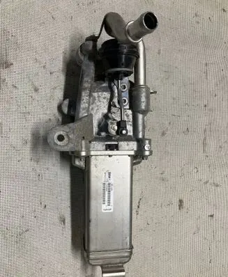 Nissan Navara D23 EGR valve cooler 147355889R