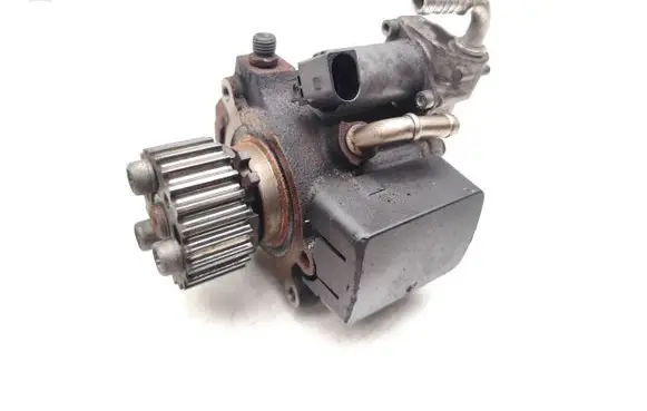 Fuel injection high pressure pump
