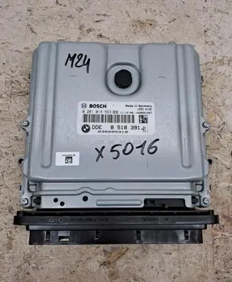 BMW 5 F10 F11 Engine control unit/module 8518391