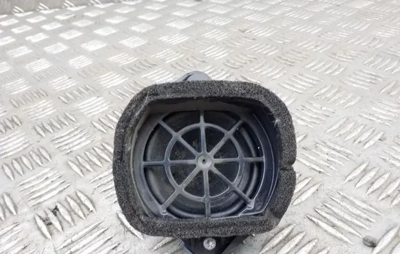 Audi A6 S6 C6 4F Front door speaker 4F0035411