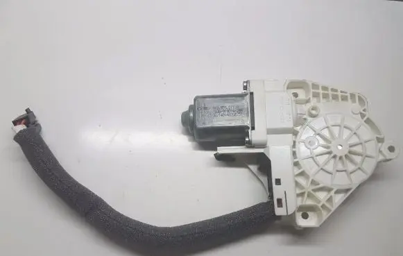 Skoda Yeti (5L) Front door window regulator with motor 8K0959811A A911