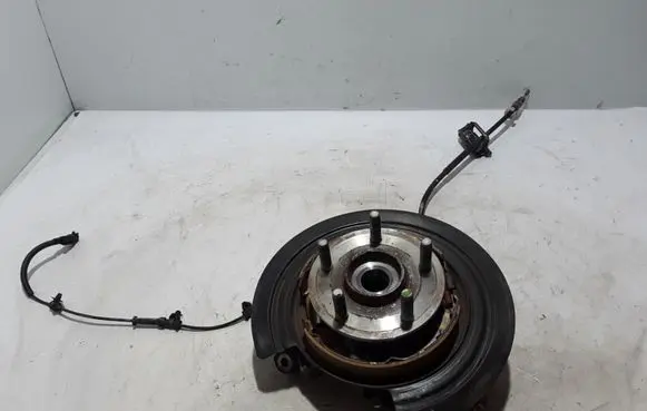 Dodge Durango Rear wheel hub 68253397AB