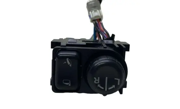 Nissan Qashqai Wing mirror switch