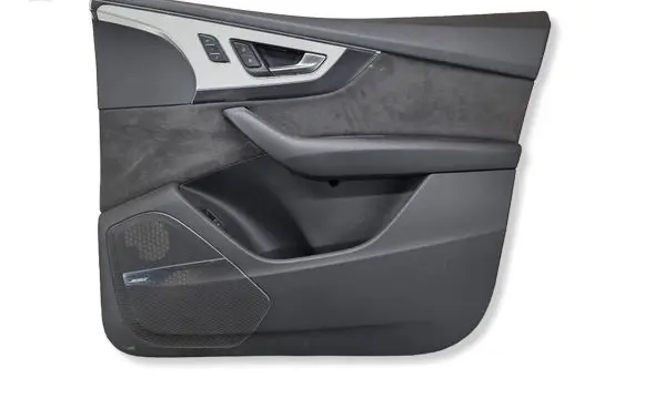 Audi Q7 4M Front door card panel trim 4M0867118B 4M1868018