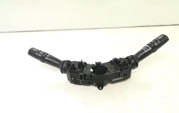 KIA Rio Wiper turn signal indicator stalk/switch 202008910