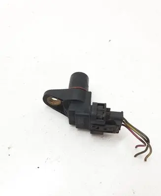 Mercedes-Benz C W203 Camshaft speed sensor 0051531328