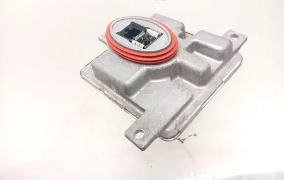 BMW 1 F20 F21 Headlight ballast module Xenon 7318327