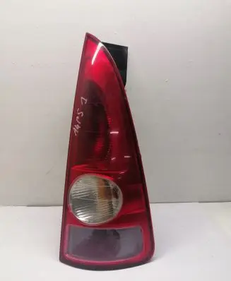 Renault Espace IV Rear/tail lights 8200027152