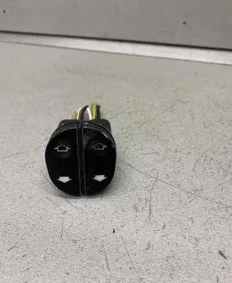 Ford Fiesta Electric window control switch 96FG14529BC 03153300