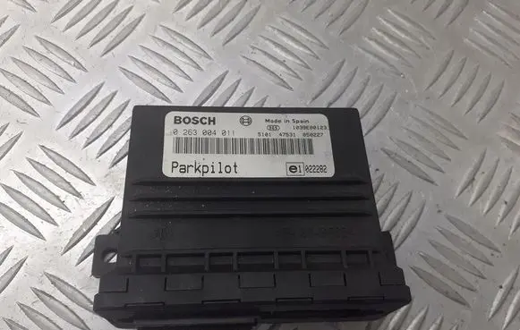 Mazda 6 Parking PDC control unit/module 0263004011