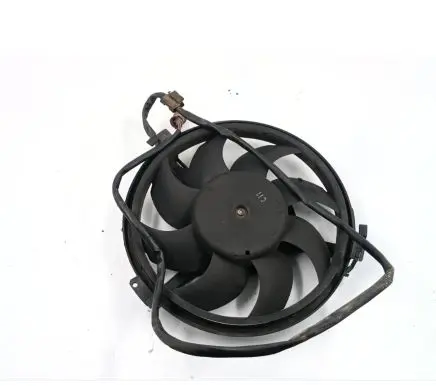 Audi A4 S4 B5 8D Air conditioning (A/C) fan (condenser) 813971956