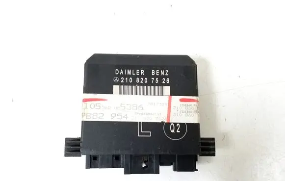 Mercedes-Benz E W210 Door control unit/module A2108207526