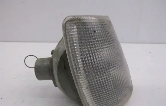 Seat Ibiza I (021A) Front indicator light 