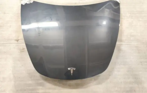Tesla Model 3 Engine bonnet/hood
