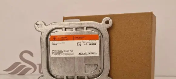 Dodge Challenger Headlight ballast module Xenon 10R0413266 35XT5D1