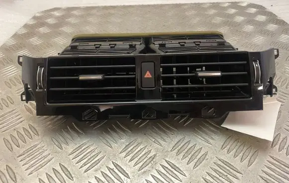 Land Rover Discovery 5 Dash center air vent grill 09846002 09846003