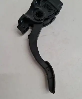 Volvo V70 Accelerator throttle pedal 6G929F836AD 6PV00922000 09032009