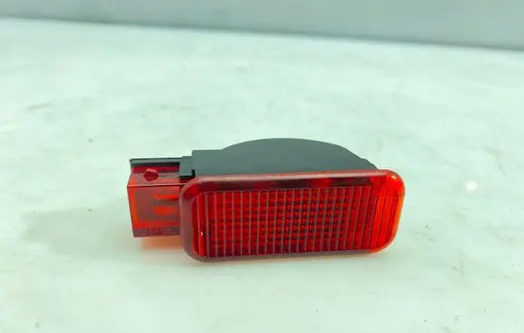Audi Q5 SQ5 Front seat light 6Y0947410