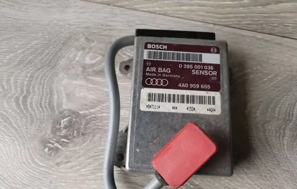 Audi A6 S6 C4 4A Airbag control unit/module 4A0959655 0285001030