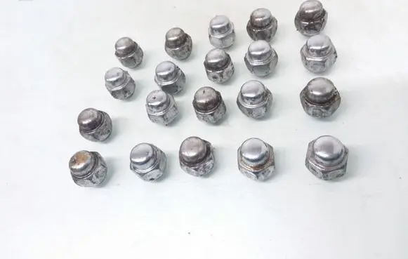 KIA Sorento Nuts/bolts 