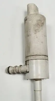 Mercedes-Benz R W251 Windscreen/windshield washer pump