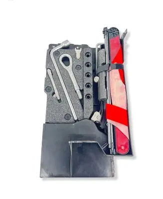 Mercedes-Benz C W203 Tool set 2038900061 A2035830715