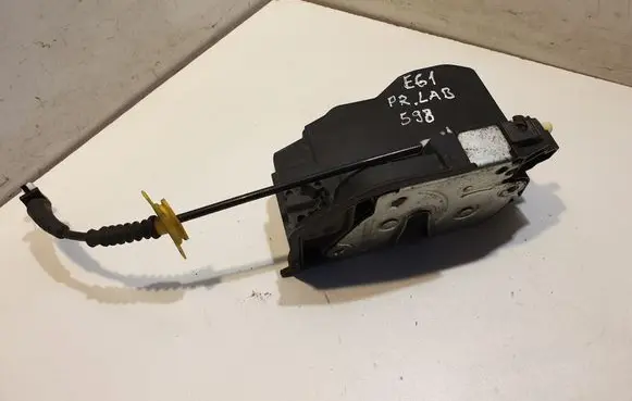 BMW 5 E60 E61 Front door lock 7167068