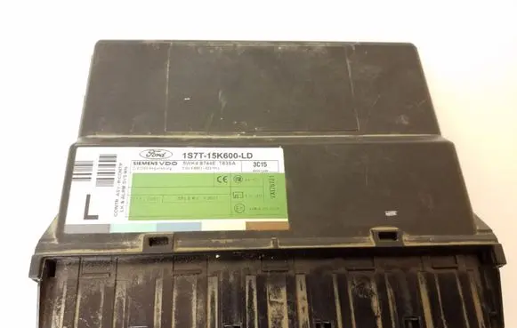Ford Mondeo Mk III Comfort/convenience module 1S7T15K600LD VX176121