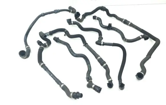 Mini One - Cooper F56 F55 Engine coolant pipe/hose 8741802 8741800 9496231