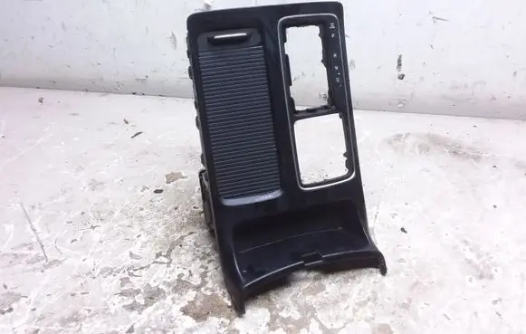 KIA Sorento Glove box central console 84651C5900 DH59P1