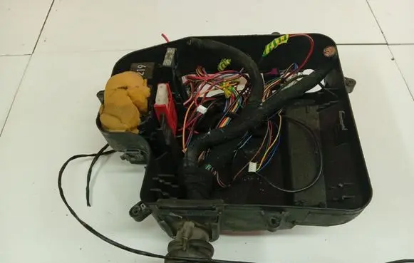 Audi A6 S6 C5 4B Fuse box set 