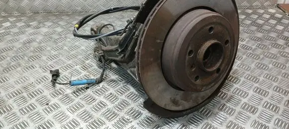 BMW 5 E60 E61 Rear wheel hub spindle/knuckle 